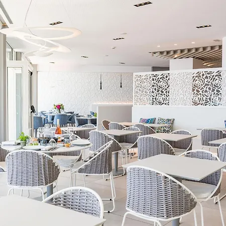 Ξενοδοχείο Planamar By Escampa 4*